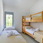 アパート 2 Bedroom Beautiful In Pag *
