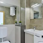 アパート 2 Bedroom Beautiful In Pag パグ