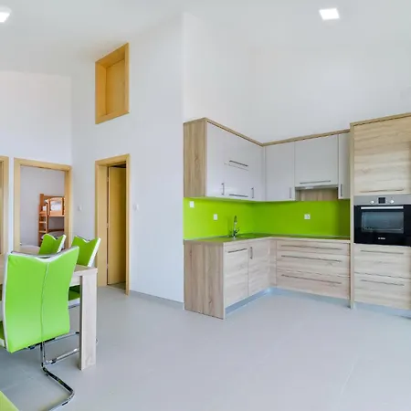 Apartman 2 Bedroom Beautiful In Pag *