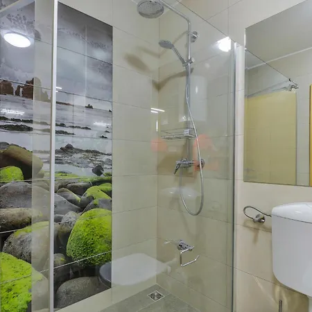 2 Bedroom Beautiful In Pag